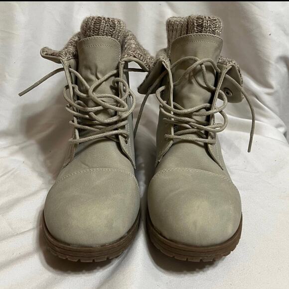 Jessica Cline Boots Gray Size Women’s 9 Excellent LIKE NEW Ankle Lace Up - Picture 4 of 7